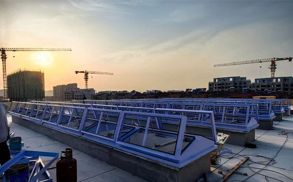 消防汉阴排烟窗工作原理