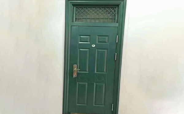 汉阴学校教室门