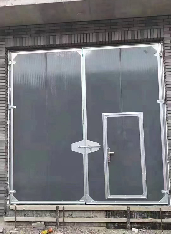 汉阴工业平开门在大型设备制造车间的应用实例