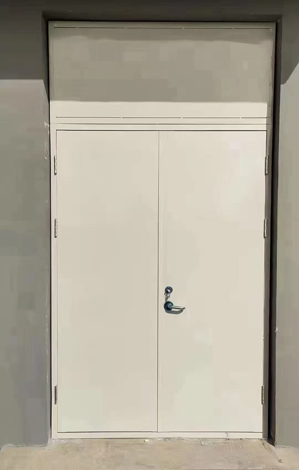 展览馆项目完成大跨度汉阴防火门安装